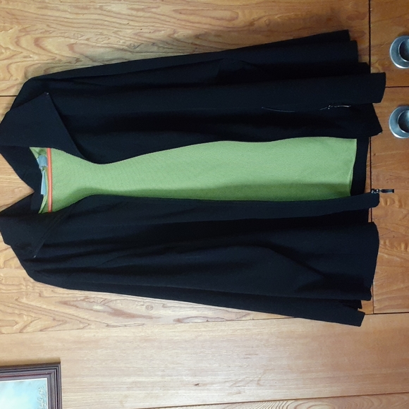 Liz & Me Jackets & Blazers - Women's black sports jacket